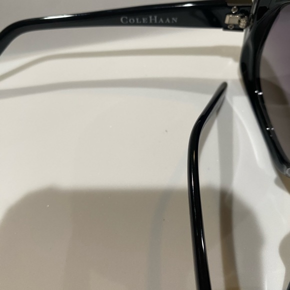 Sunglasses - Picture 7 of 7